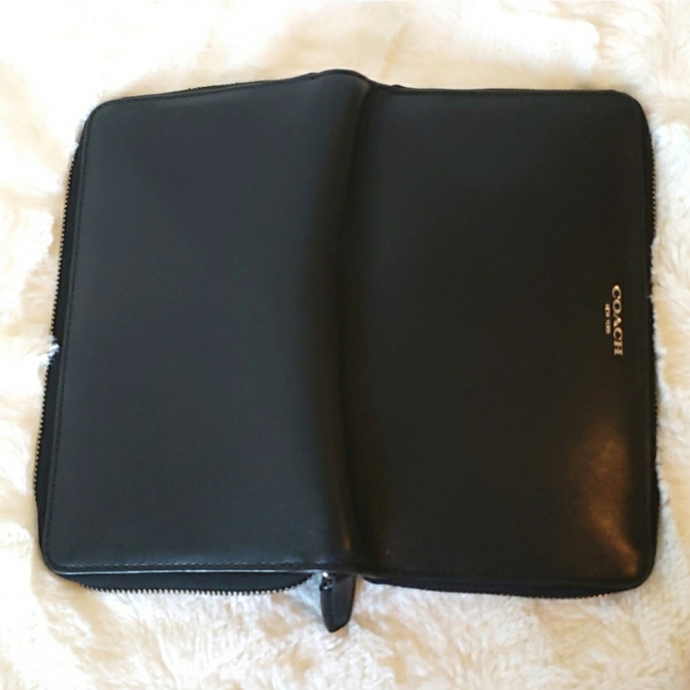 Coach Black Wallet - Picture 6 of 15